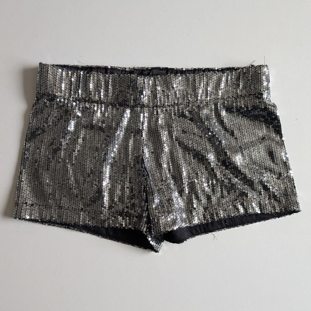 Sans Souci Silver sequined Mini short Small